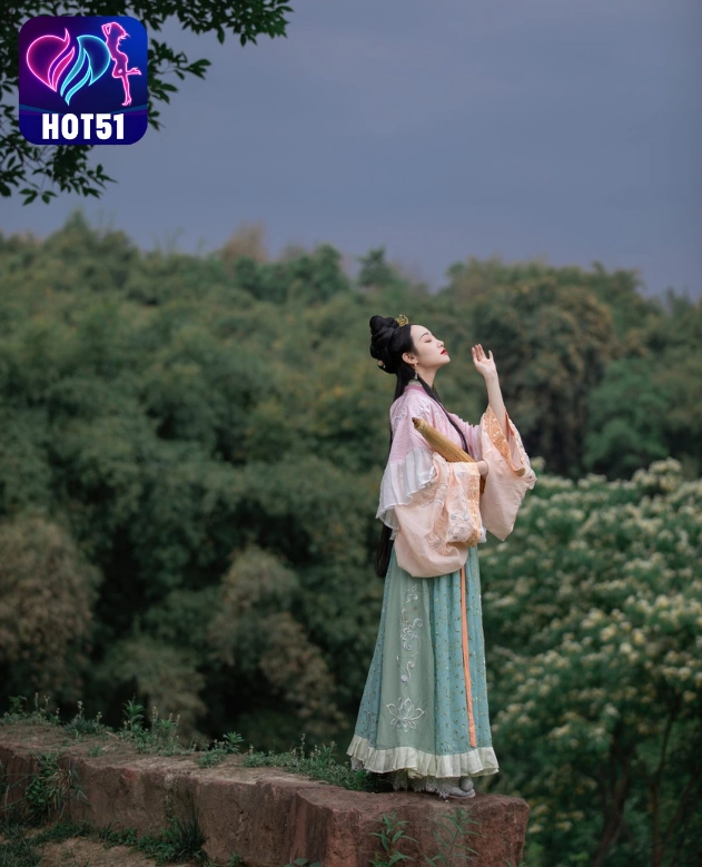 Ling Zi Xi-hot51