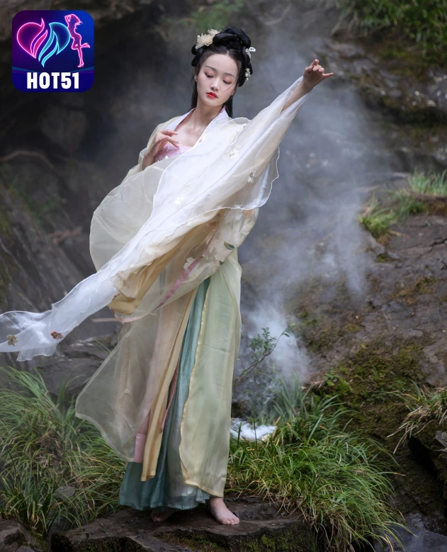 Ling Zi Xi-hot51