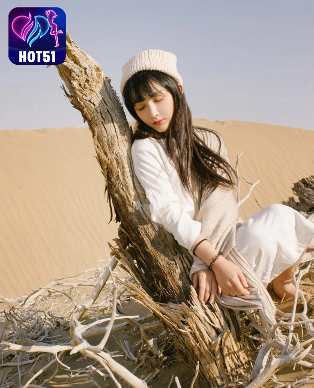 Zhi Ying-hot51