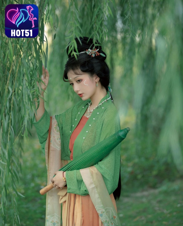 Xin Lan-hot51