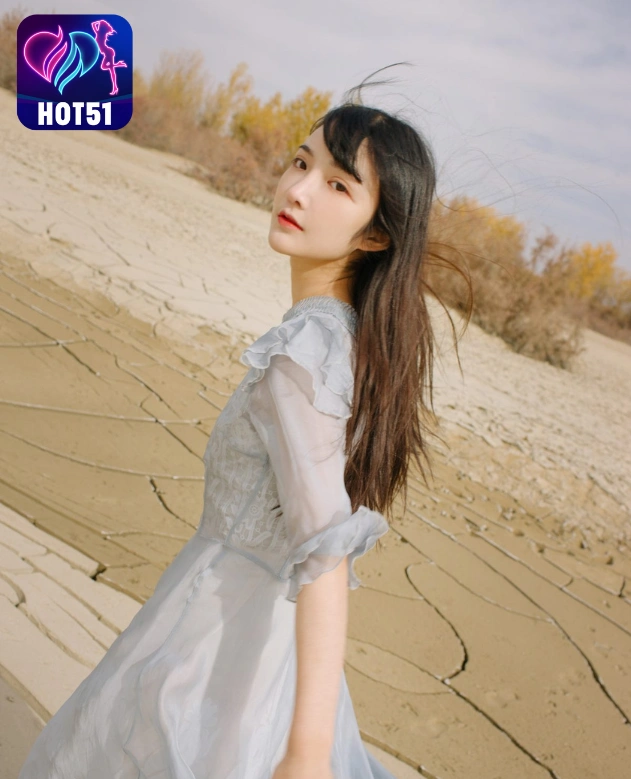 Zhi Ying-hot51