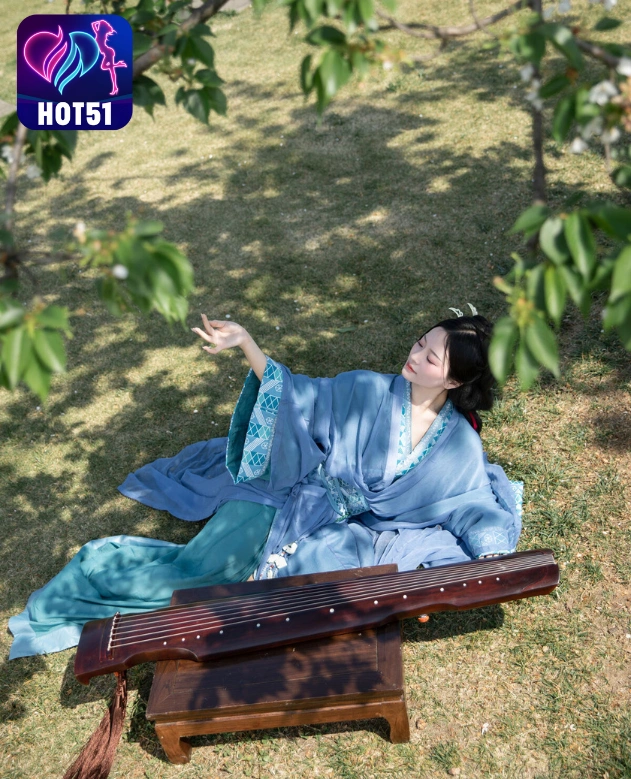 Yang Yang-hot51