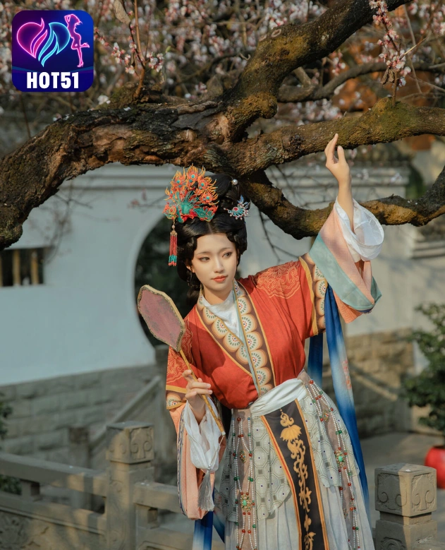 Shi Yi-hot51