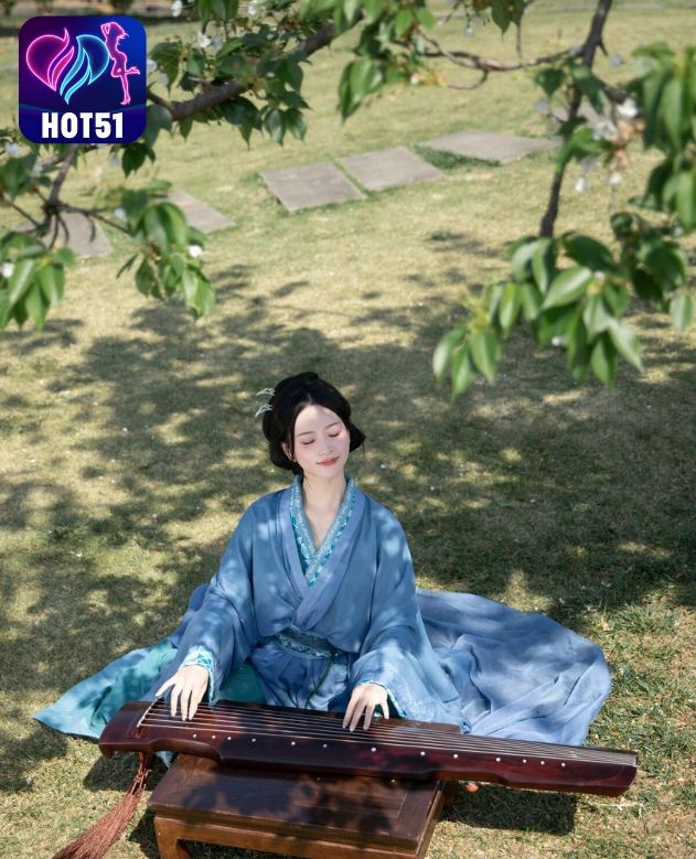 Yang Yang-hot51
