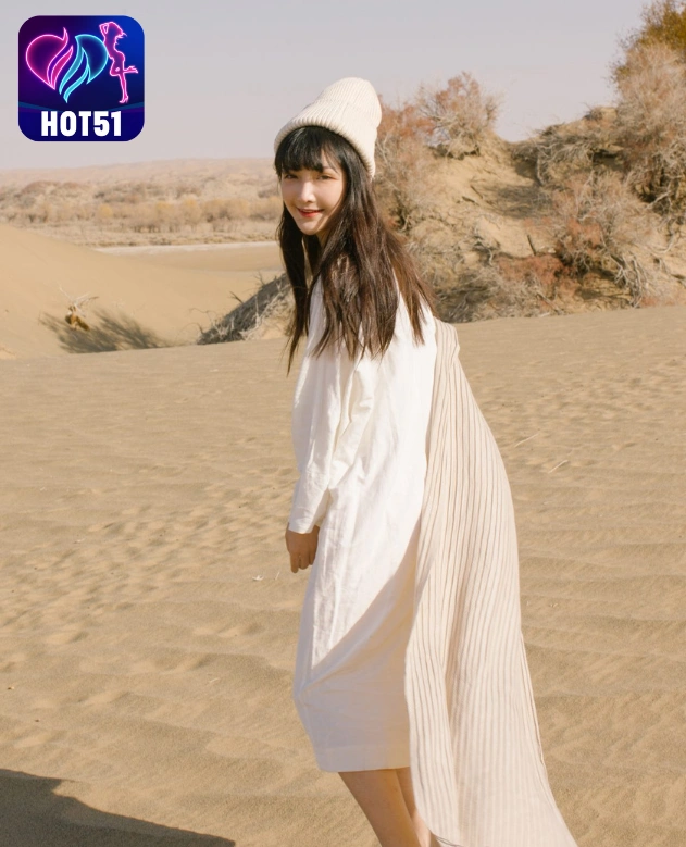 Zhi Ying-hot51