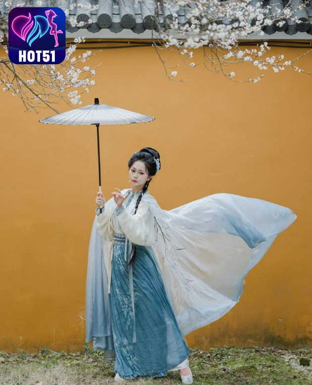 Qian Mo Hong Chen-hot51