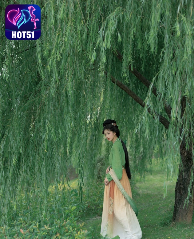 Xin Lan-hot51