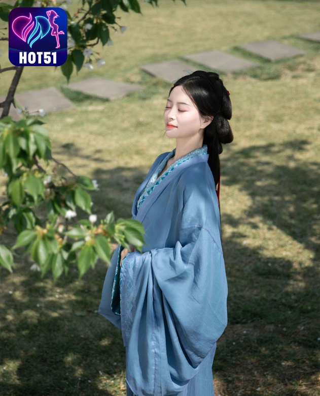 Yang Yang-hot51